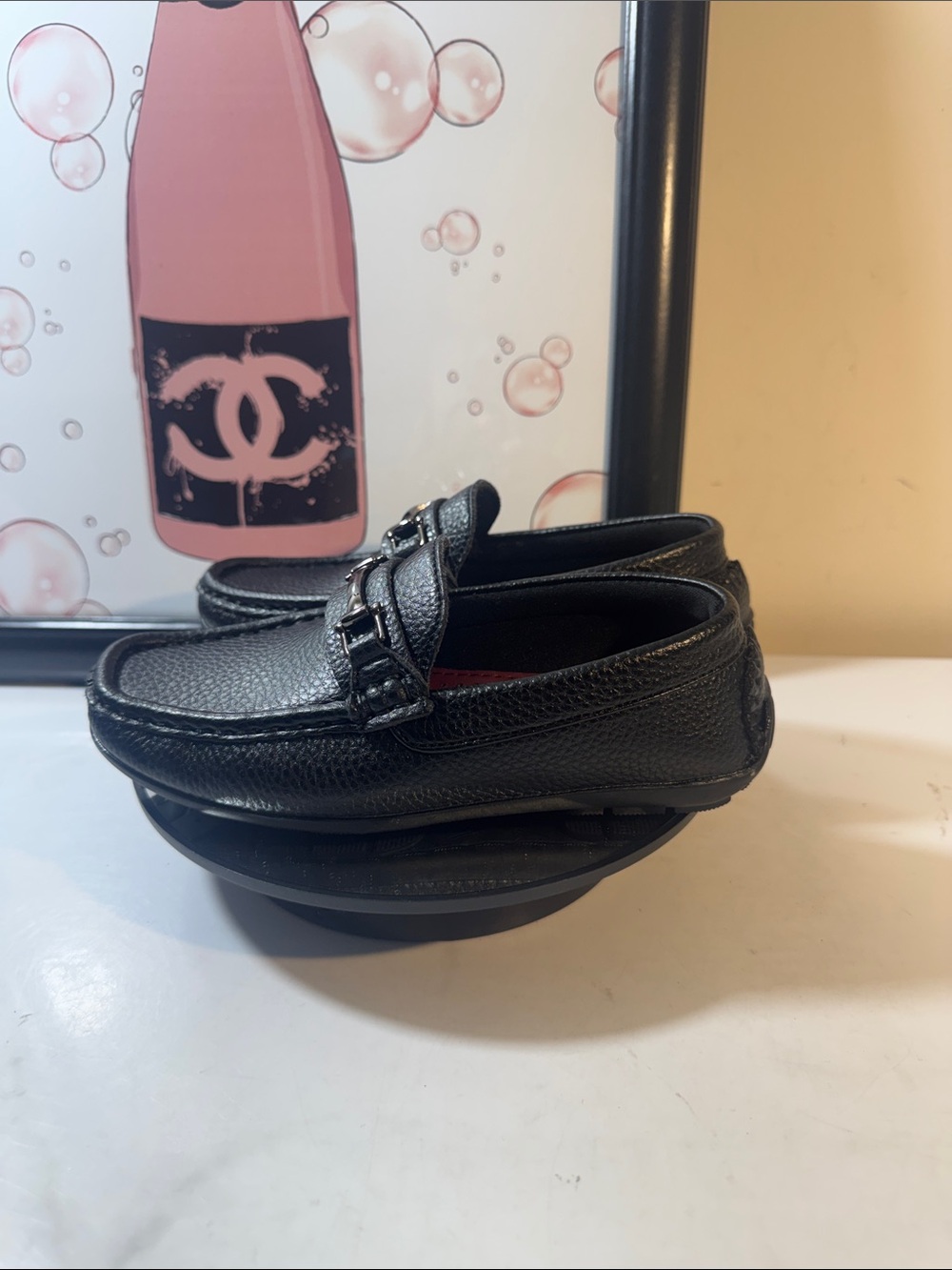 Oliver Mason Kids Black Leather Moccasin Loafers with Chain Trim - Size 12M